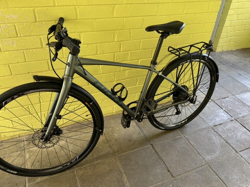 Giant escape hybrid - giant, bike
