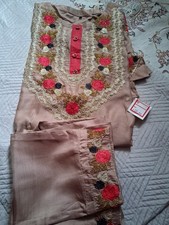 Asian Pakistani/Indian Women's