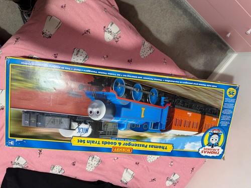 Hornby thomas the tank - thomas,