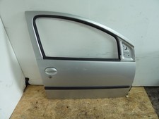 09-12 PEUGEOT 107 URBAN 5DR OFFSIDE RIGHT DRIVERS FRONT DOOR SILVER KTB *BARE*