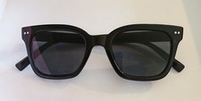 M&S Sunglasses Black Filter