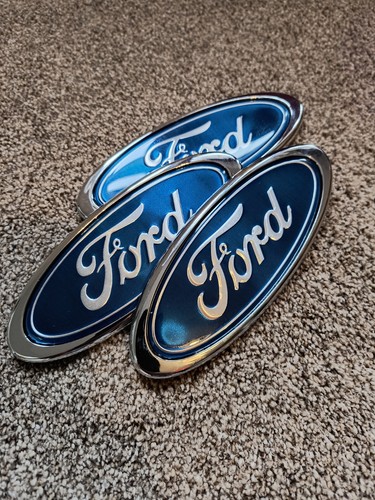 Ford badge new - new, x