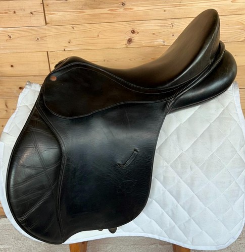 Bates caprilli black saddle - black,