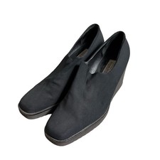 Women’s Donald J Pliner