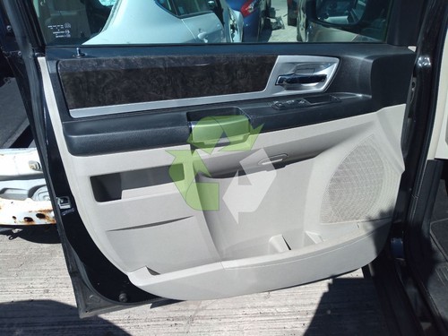 Chrysler grand voyager mk5 - chrysler,