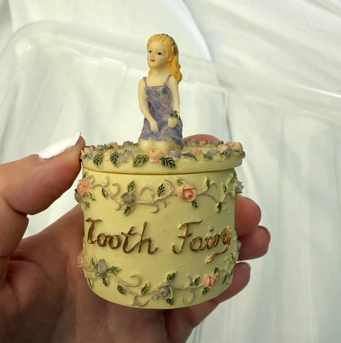 Dezine tooth fairy - dezine, hand