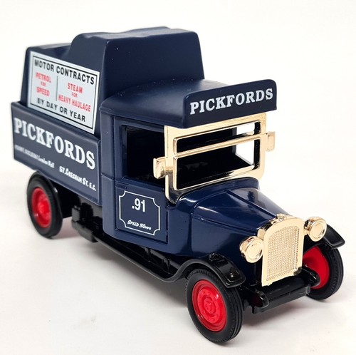 Corgi 9cm pickfords removal - pickfords,
