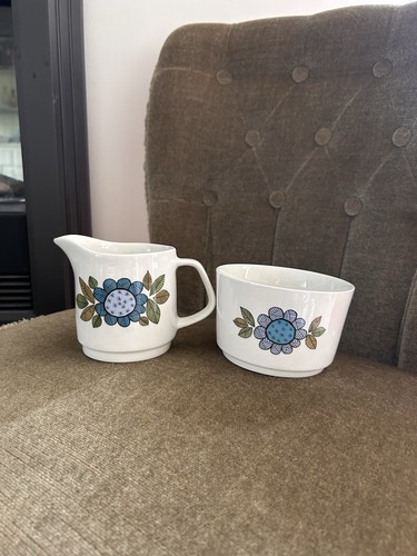 Meakin retro milk jug - retro,