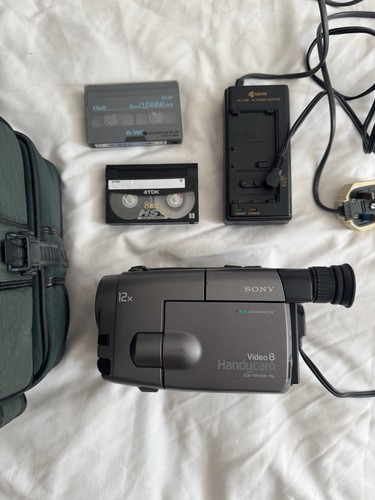 Sony handycam ccd - sony,