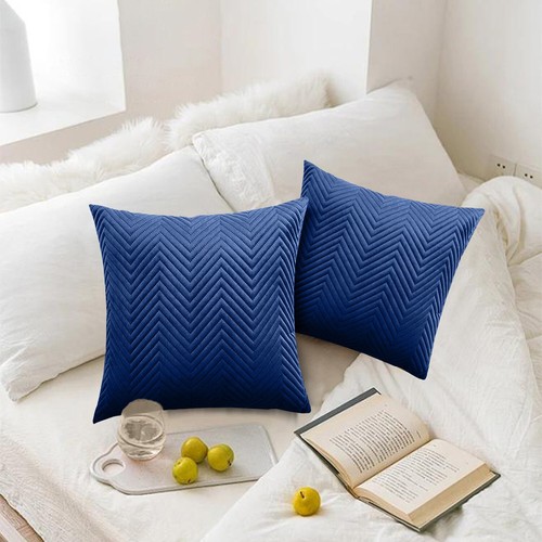Pack velvet cushion covers - pack,