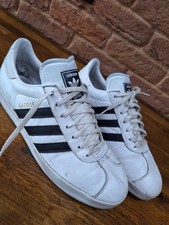 Mens Size UK 10 Vintage Adidas