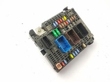 2015 CITROEN C4 FUSE BOX 1.6