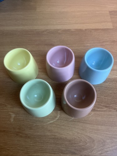 Vintage pastel bakelite egg - vintage,