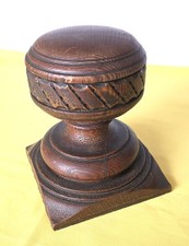 ANTIQUE CARVED WOODEN STAIR
