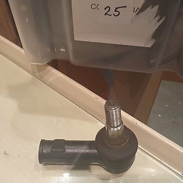 Front suspension head ball