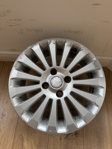 Ford fiesta titanium - 16",