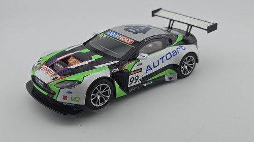 Scalextric aston martin - scalextric,