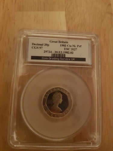 Rare 1982 20p coin graded - coin,,