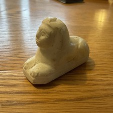 Vintage Hand Carved Marble Onyx Egyptian Sphinx Ornament/Paperweight. 65mm Long.
