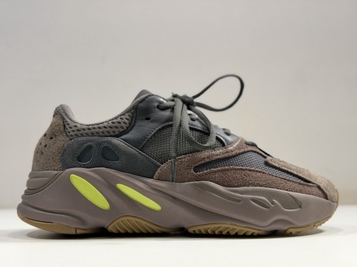 Adidas yeezy boost 700 - boost, v1