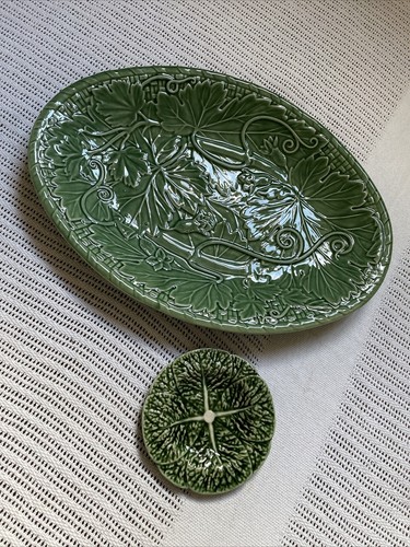Green leaf majolica plates - leaf,