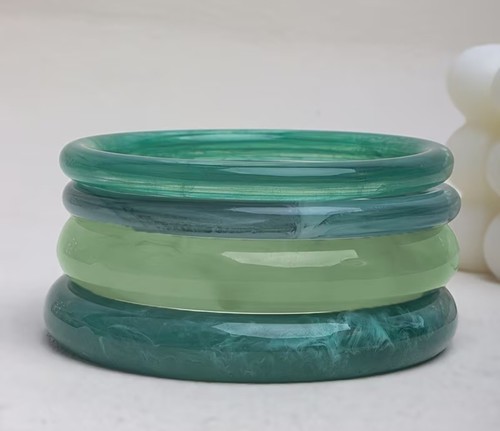 Four gorgeous green - four,