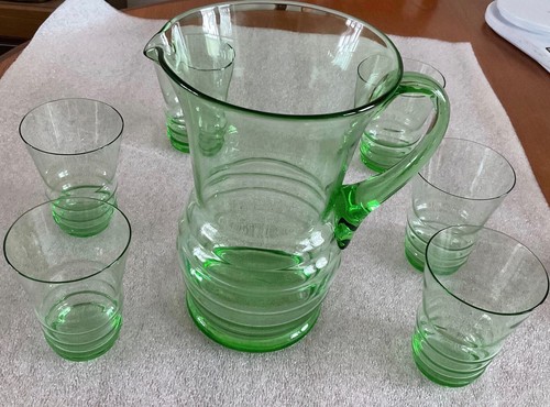 Green ribbed jug 6 tumblers - ribbed,