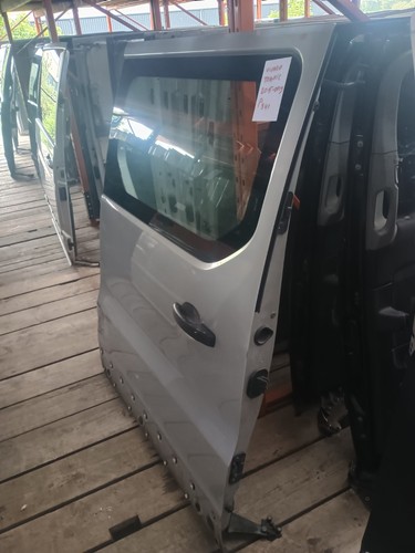 Vauxhall vivaro renault - vauxhall,