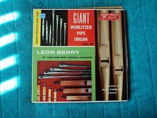 LEON BERRY At The Hub Rink Organ Giant Wurlitzer Pipe Organ Vol 2 US copy EX/EX