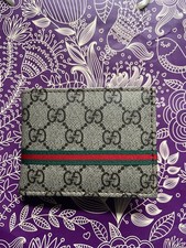 Gucci Mens Wallet Stylish 
