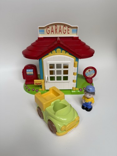 Elc happyland car garage with - elc,