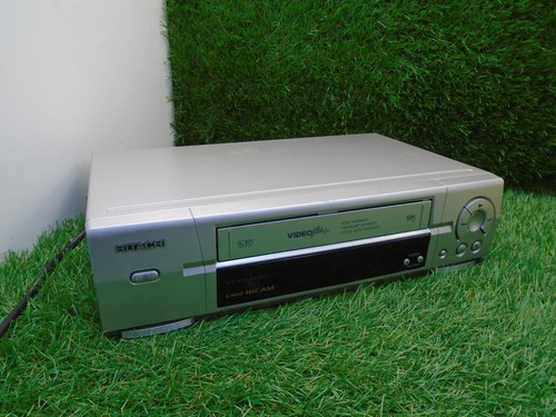 Hitachi fx240e vhs vcr - vt,