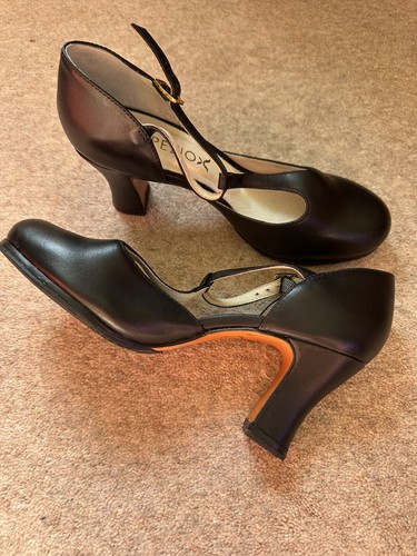 Capezio black chorus - black, heels