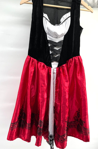 Women costume renaissance - women's,