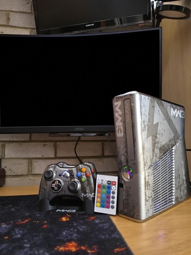 Xbox 360 slim - modern, 3