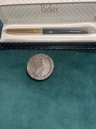 Vintage parker brand gold - 61,