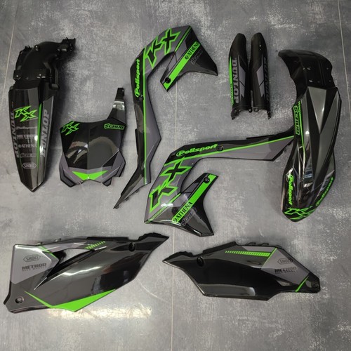 Plastics graphics kit - +,