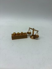 1:12th Scale Dolls House Shop