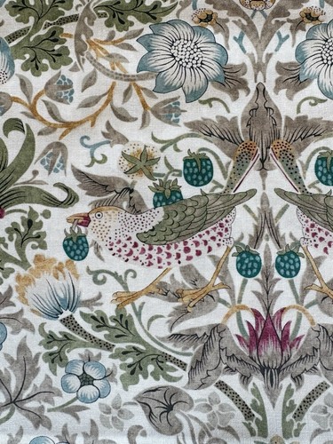 William morris strawberry - william,