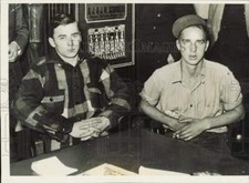 1937 Press Photo Escorts of