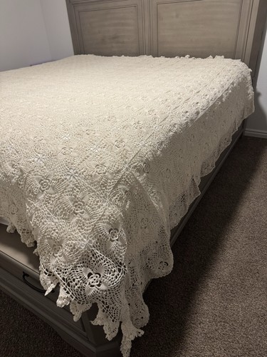Vintage hand crocheted - vintage,