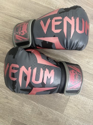 Venum elite boxing gloves - boxing,