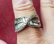 Vintage diamante swirl design ring with glass baguettes, size R