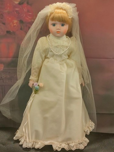 Vintage 42cm porcelain bridal - vintage,