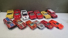 (Playworn/Paint Chips)