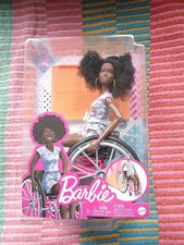 Barbie Fashionistas Doll