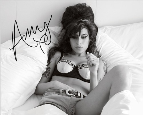 Amy winehouse signed 6 - winehouse, 6"