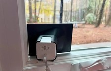 Wyze Cam v4 Window Mount