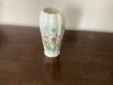 Aynsley Tudor 6” Vase Vgc