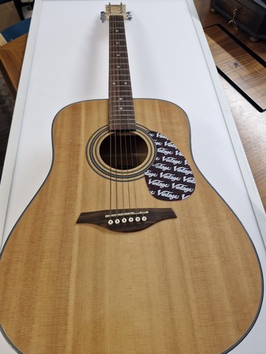 Vintage acoustic guitar - acoustic,